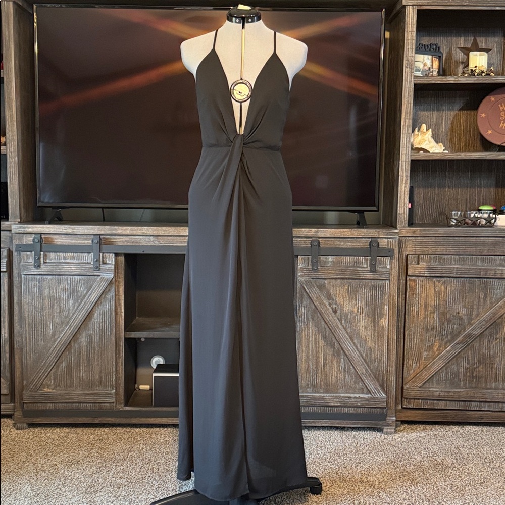 Tobi Elegant Black Fabric